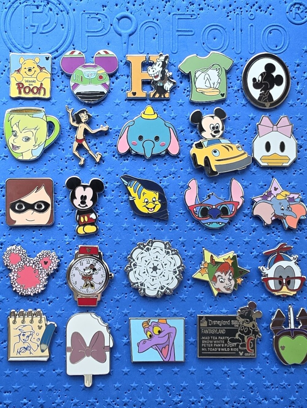 Disney Pins Collection - GoPinPro Pin Board, 25 pins, POOH/DUMBO/FIGMENT/BUZZ